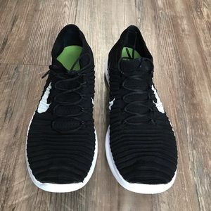 Nike Men's 11.5 Free RN Motion Shoe